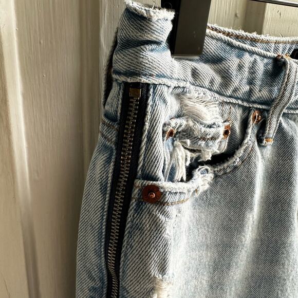 Abercrombie & Fitch Annie High Rise Girlfriend Jeans - Picture 5 of 10